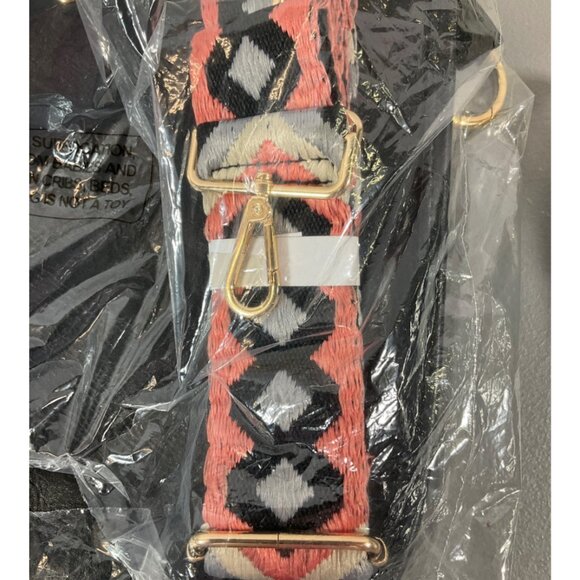 ahdorned Women's Black Messenger Bag with Adjustable Straps and Bonus Pouch, Dua - Picture 7 of 8